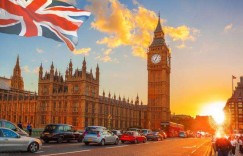 英国留学如何缴纳申请费？