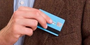 银行是怎么发现信用卡交易异常的？
