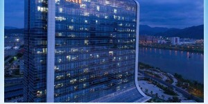 曾毓群身价逆袭背后，是宁德时代的“王座”效应？