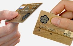信用卡逾期状态异常怎么解决 解冻后还能用吗