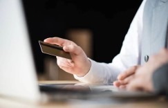 收到银行信用卡风控短信，到底有多严重？