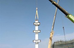 迪拜950MW光热光伏太阳能发电项目2号槽式机组主厂房顺利开吊