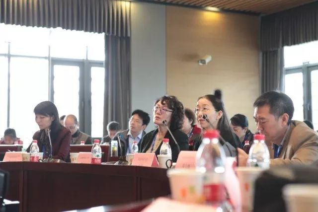 南京哪里教剑桥国际英语_南京大学国际汉教_南京财经大学教室门