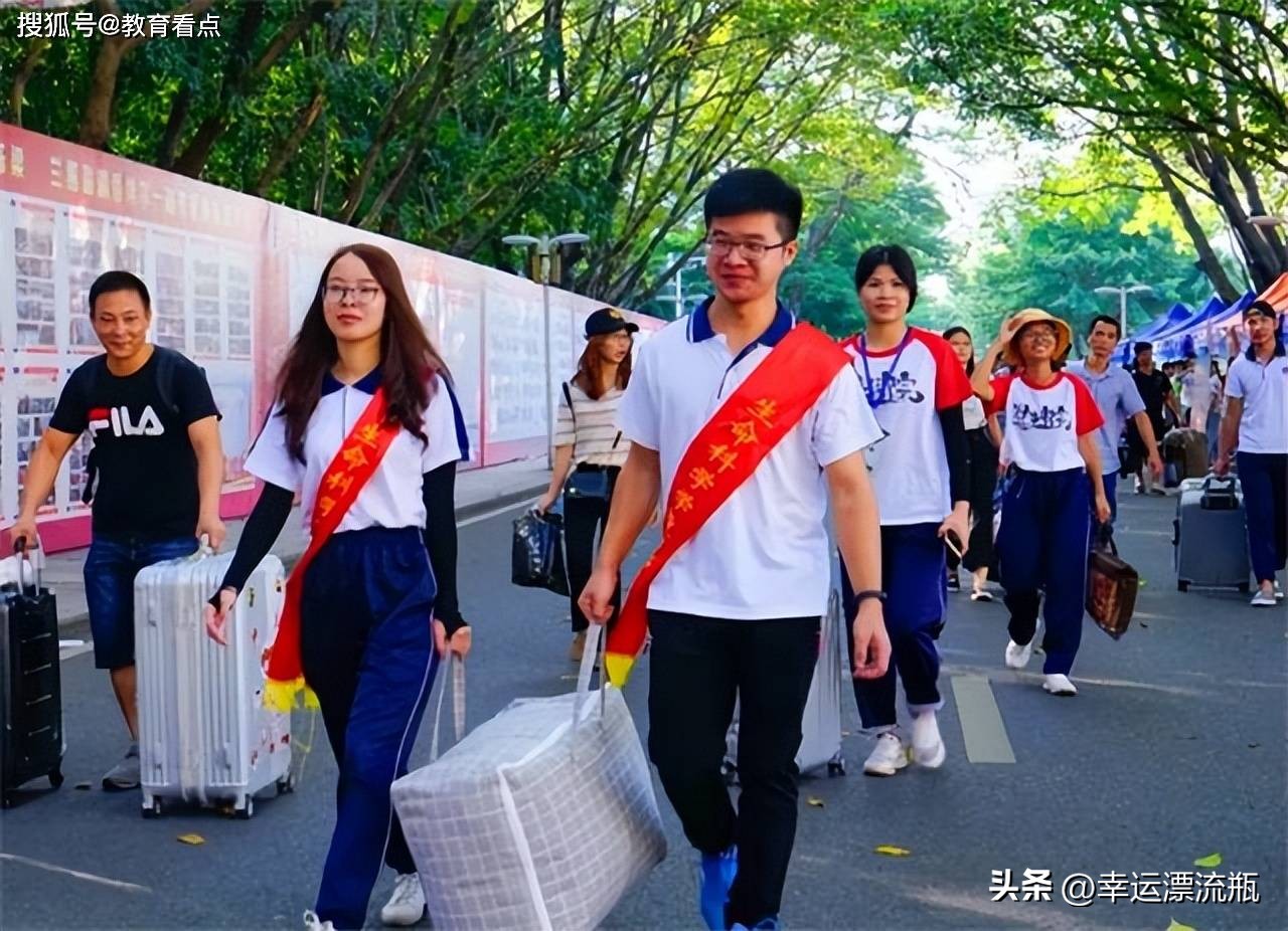 大学万一挂科怎么办_大一学生挂科_暨南大学大一挂5科