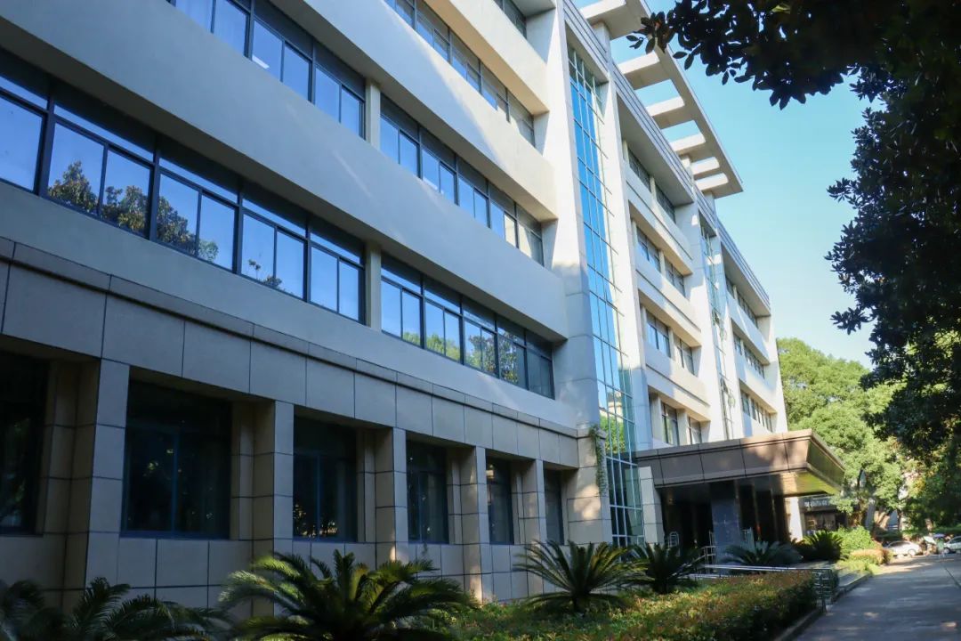 招研学校_院校招研究生_哪些大学招研究生