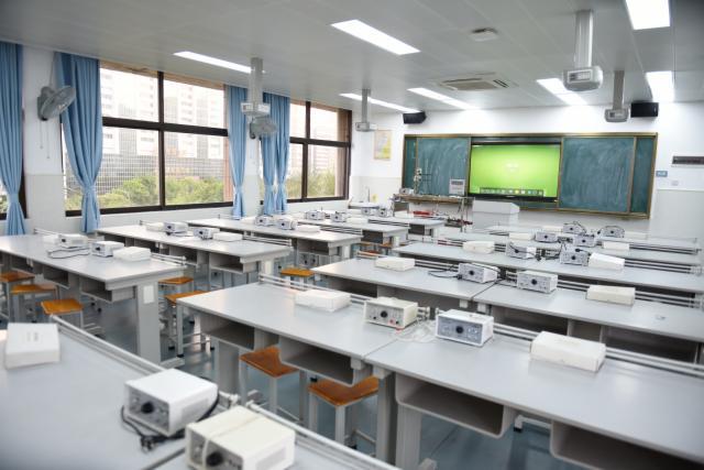 广东大学华丽学院_广东华南大学_广东华 大学官网