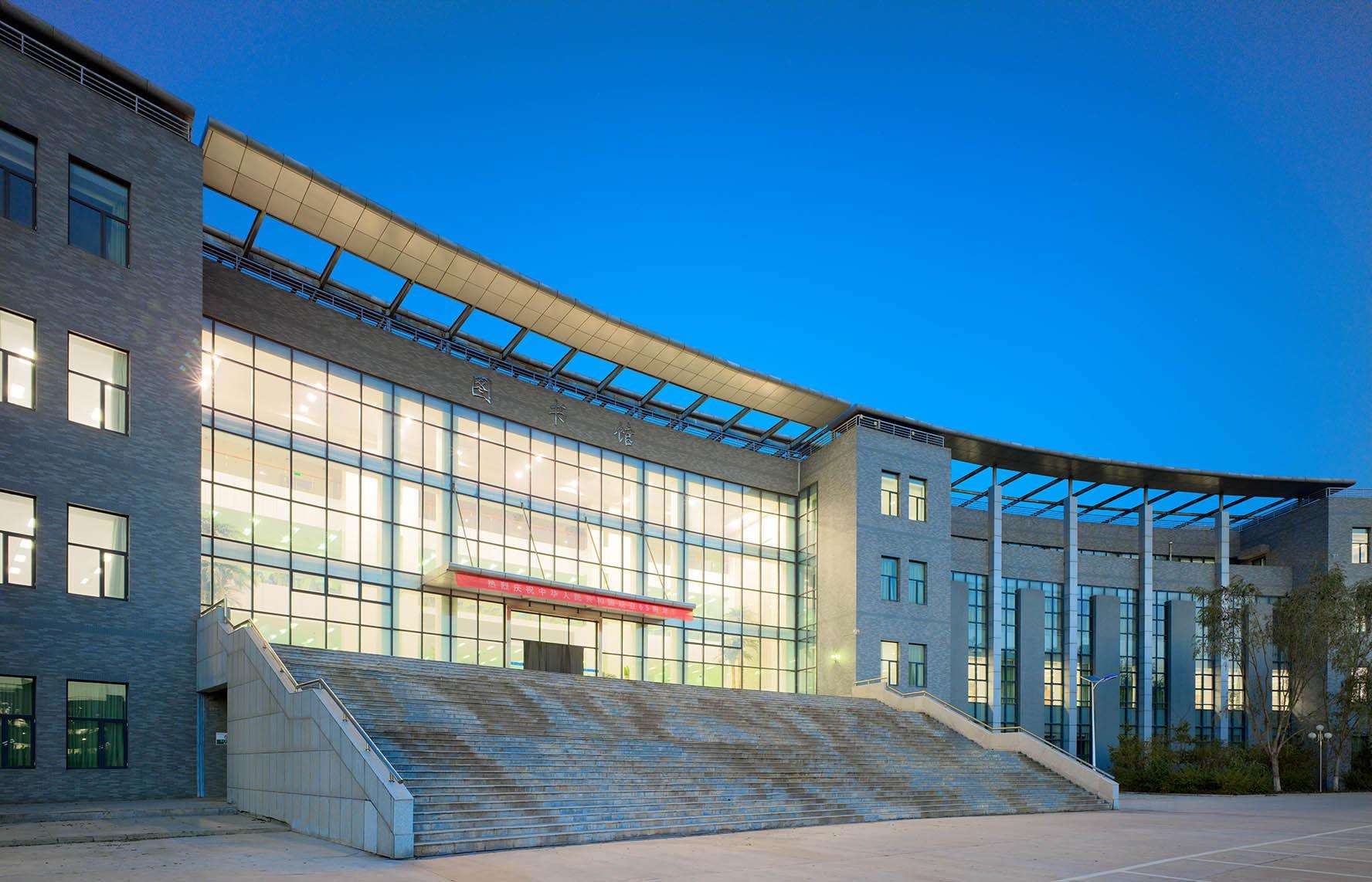 闽南师范大学之前叫什么名字_闽南师范大学原名叫什么_闽南师范大学的前身