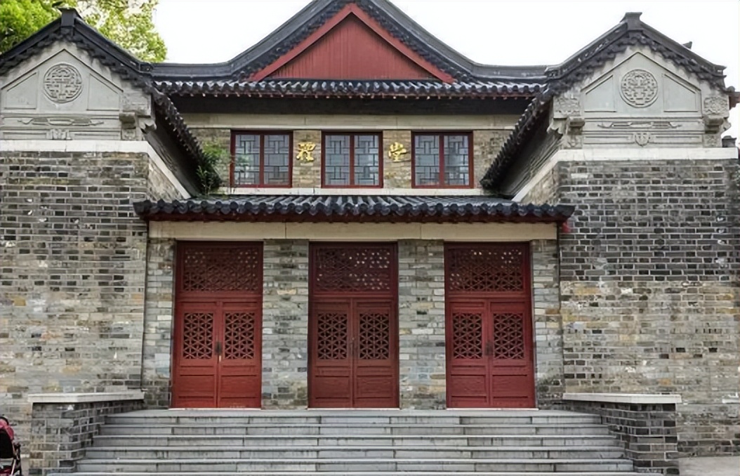 基础学科论坛南大_基础学科基地大学名单_南京大学基础学科