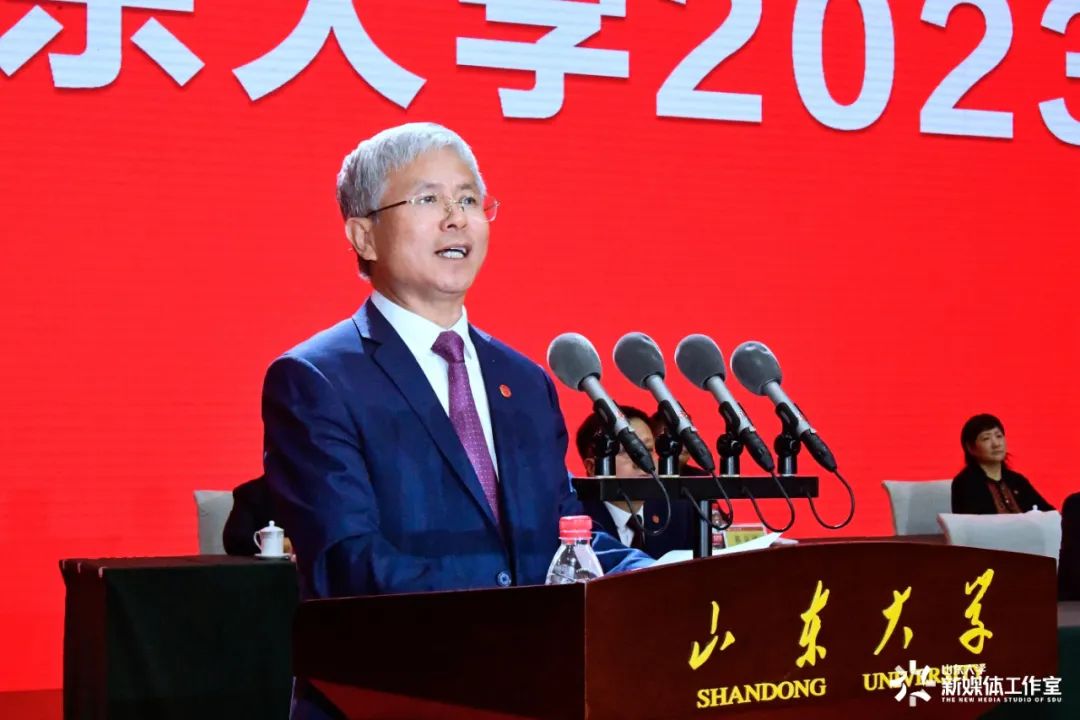 2021山东大学本科生迎新_山东大学迎接新生_山东大学迎新