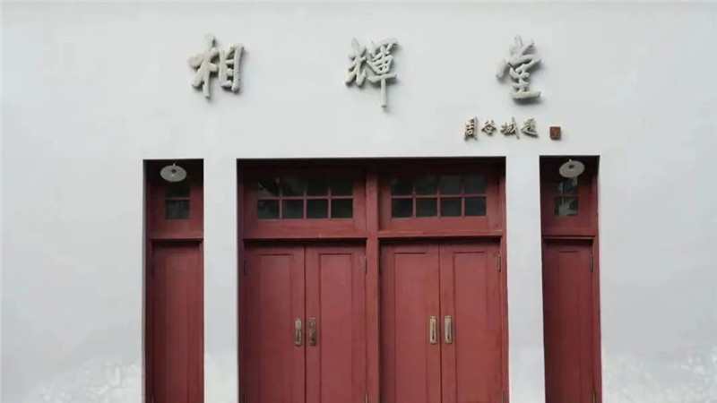 上海学校校车_上海交大校车_上海大学车辆入校