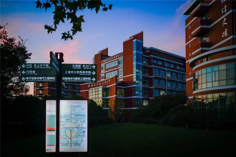 上海大学车辆入校_上海学校校车_上海交大校车