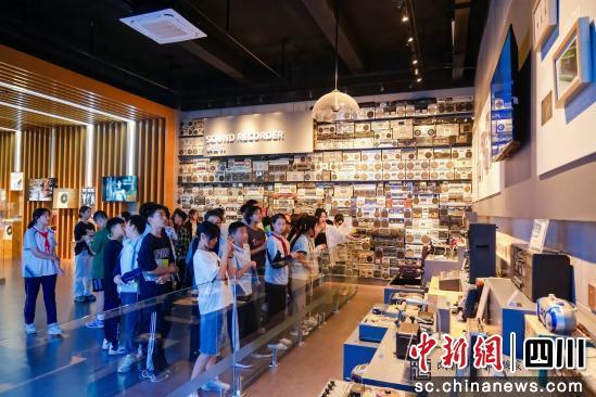 电视广播大学学什么专业比较好_电视广播大学怎么样_去广播电视大学