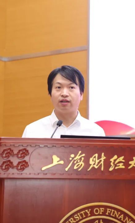 上海财经大学高水平_上海财经大学师资水平_上海财经高水平艺术团