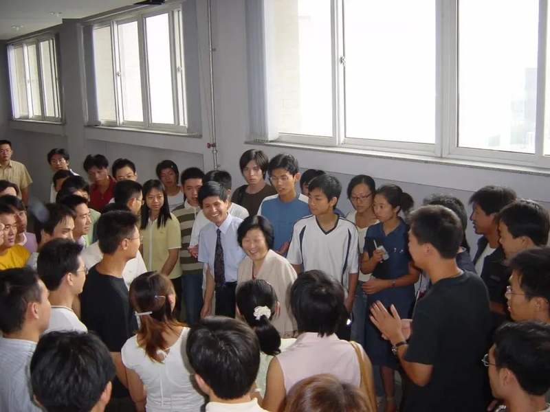 北京博士读几年_北京大学2012级博士生_博士生在北京年薪多少