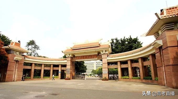 广东大学军训情况_广东2017大学军训时间_广东高校秘密